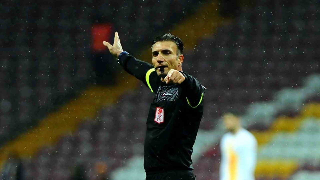 Trabzonspor Galatasaray Ma N N Var Hakemi Zg R Yankaya Oldu Haber