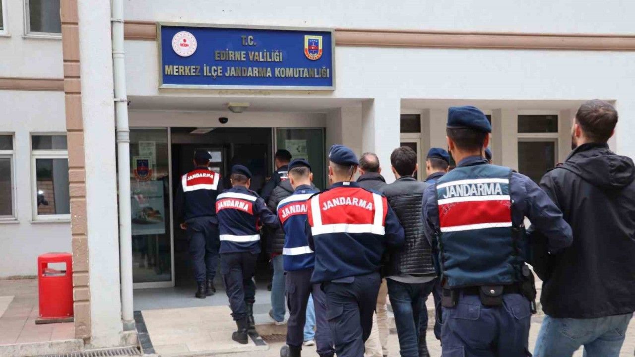 Edirne’de 1 PKK ve 7 FETÖ şüphelisi yakalandı