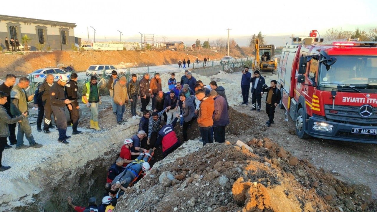 Şanlıurfa’da göçük altında kalan işçi kurtarıldı