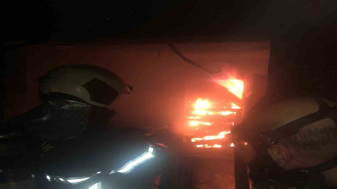 Yalova’da otel yangını korkuttu