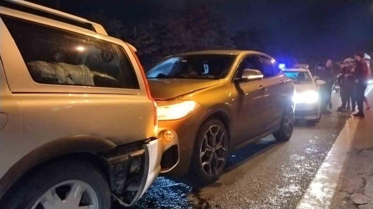 Ataşehir’de 6 araç zincirleme kazaya karıştı: 1 yaralı