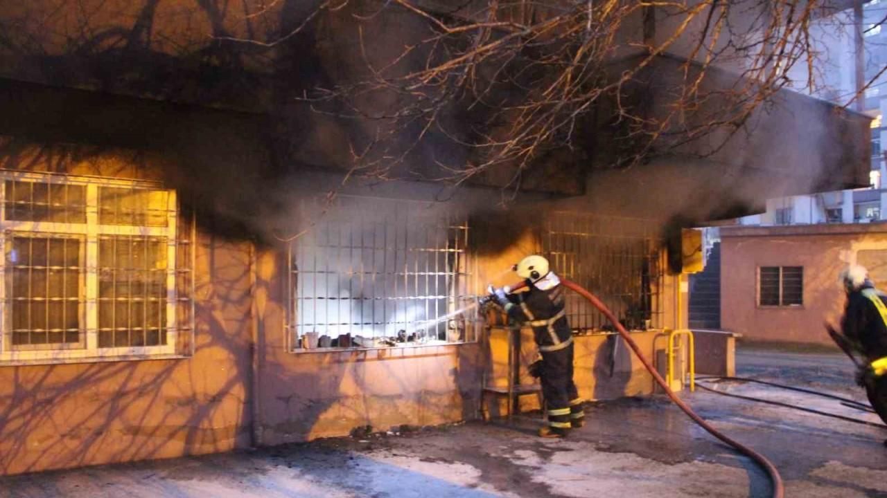 Samsun’da ev yangını: 4 kişi dumandan etkilendi