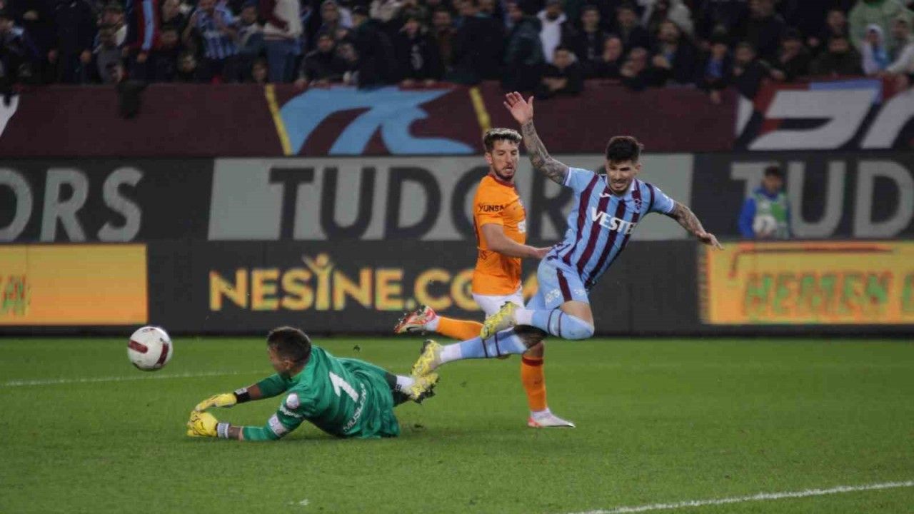 Trendyol S Per Lig Trabzonspor Galatasaray Lk Yar