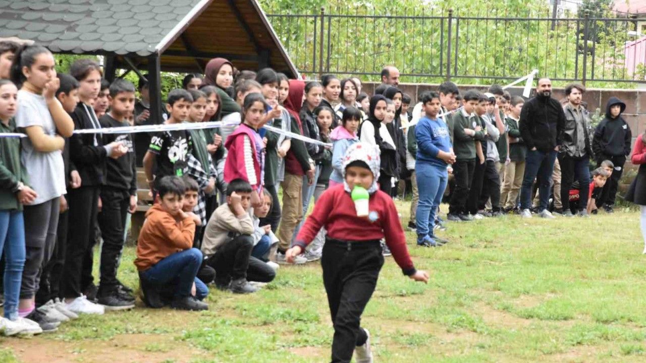 Bitlis’te ‘Geleneksel Sokak Oyunları Şenliği’ düzenlendi