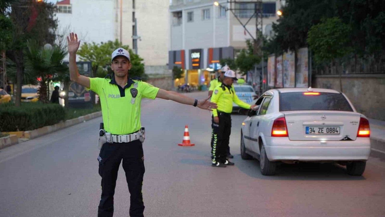 Kilis’te 4 bin 139 araç denetlendi