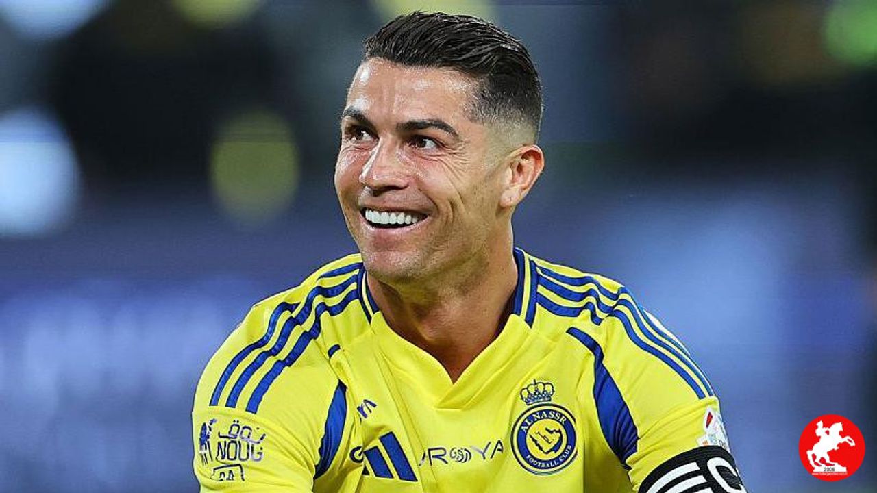Cristiano RONALDO Beşiktaşa Mı Geliyor?