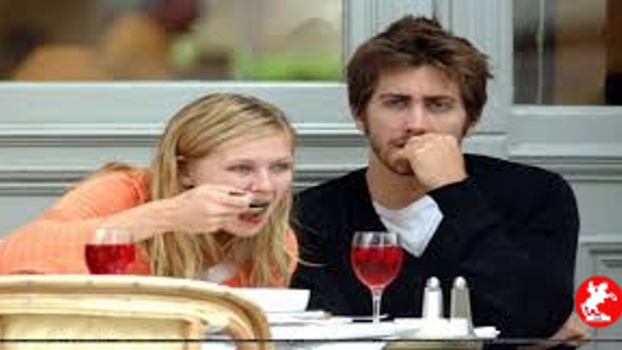 First Date’ı Stres Kaynağı Olmaktan Çıkarın ve Keyfe Dönüştürün