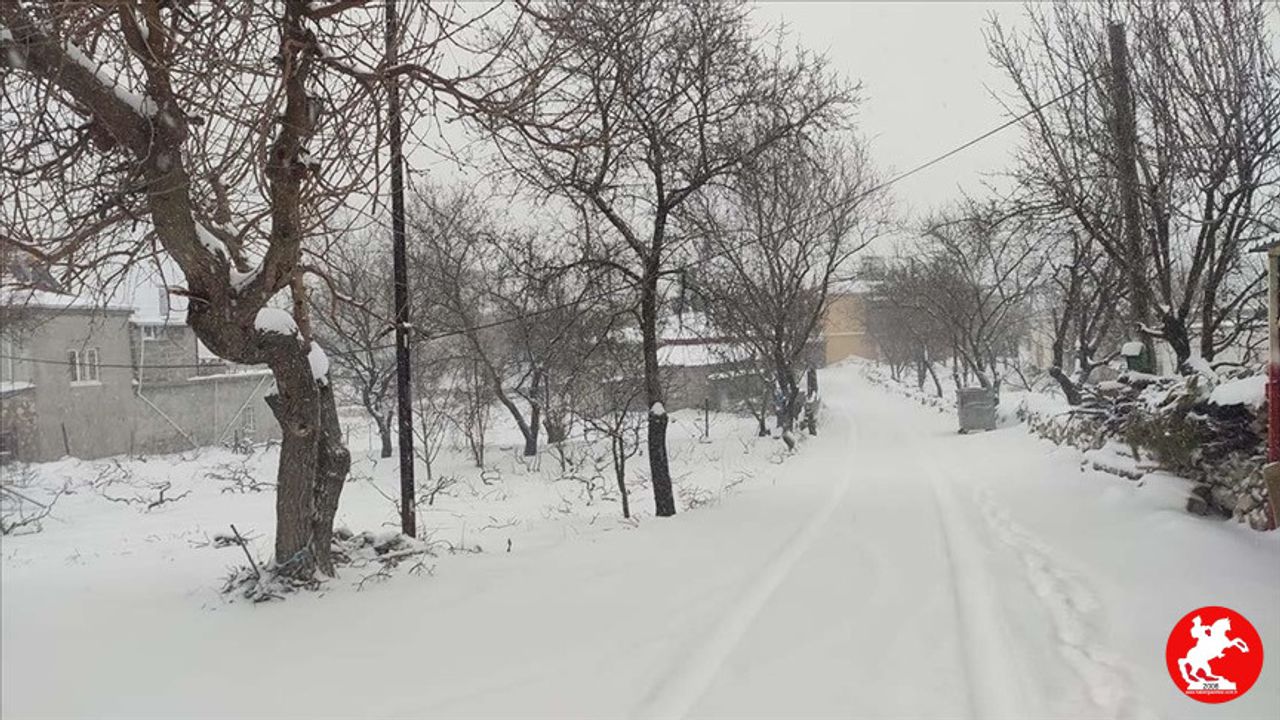 Kurban Bayramı Öncesi 4 İlde Kar Sürprizi: Ulaşımda Aksamalar Yaşandı