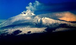 Etna Yanardağı Hakkında Bilinmeyenler