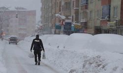 Hakkari’de kartpostallık kar manzaraları görenleri mest etti