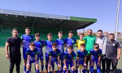 Şehitkamilli yıldızlar futbol arenasında parlıyor
