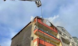 Türkeli’de ev yangını: 3 kişi dumandan etkilendi
