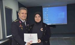 Giresun’da Merve Esma Aydın, Jandarma Genel Komutanlığı resim yarışmasında il birincisi oldu