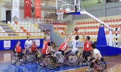 Pamukkale Belediyespor play-offa lider çıkıyor
