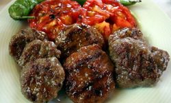 Dışı Çıtır - İçi Sulu Köfte Sırrı Ortaya Çıktı: Evde Lokanta Tadında Köfte Yapmanın Yolu