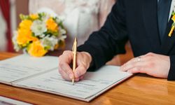 Türkiye'de Son 20 Yılda Boşanma Sayısı Arttı, Evlilik Azaldı !