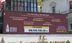 Beyoğlu Belediyesi’nin borcu dijital ekranlara yansıdı