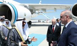 Cumhurbaşkanı Erdoğan, Kuveyt Devlet Emiri Şeyh El Sabah’ı havalimanında karşıladı
