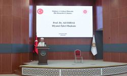 Diyanet İşleri Başkanı Erbaş: "İslam’ın rahmet mesajlarıyla insanları buluşturmanın heyecanı içerisinde olmalıyız"