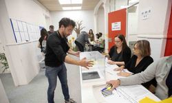 Katalonya’da halk bölgesel seçimler için sandık başında