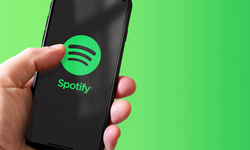 Spotify Ücretsiz Planında Yeni Kısıtlama: Şarkı Sözleri Artık Premium'a Özel!