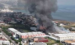 Samsun’daki fabrika yangını soğutma çalışması sırasında beton blok çöktü: 7 itfaiye eri yaralı