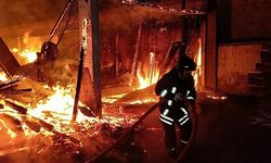 Samsun’da Emlakçı dükkanını benzin dökerek yaktılar