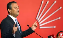 Özgür Özel’e AKM Çıkışında Yumruklu Saldırı