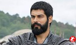 Burak Özçivit'in İmaj Tazeledi! Yeni Görüntüsü Çok Beğenildi!
