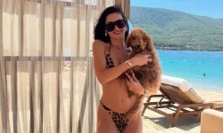 Nesrin Cavadzade Bodrum'da Tatilde: Köpeği Dolce ile Verdiği Pozlarla Göz Doldurdu!