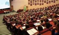 Üniversite Kayıtları Başlıyor! 2025-2026 İçin E-Kayıt ve Gerekli Belgeler