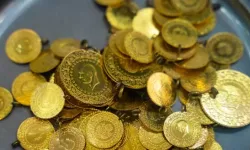 Altında Rekor Yükseliş! Gram İlk Kez 4 Bin 500 TL’yi Aştı, Çeyrek ve Cumhuriyet Altını Uçuşa Geçti