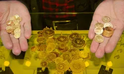 Altında Şok Zirve! Gram ve Ons Rekor Tazeledi, Yatırımcılar Nefesini Tuttu