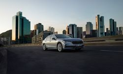 Skoda Superb ile Uzun Yolda Konforun Tadını Çıkarın/ 2025’in Öne Çıkan Sedan Modellerinden: Skoda Superb