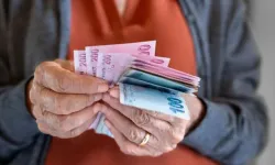 2025 Emekli Promosyonlarında Şok Artış! '32 Bin TL'ye Kadar Ödeme! Bankalar Arası Rekabet Kızıştı!