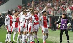 Avrupa Arenasında Parlayan Kırmızı-Beyaz Fırtına