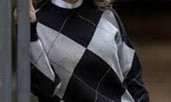 Baklava Desen Kazaklar Geri Döndü: 2026 Şehir Modasında Yeni Bir Dönem Başlıyor