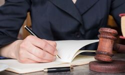 Hukuki Süreçlerde Yanınızda Olan Güçlü Bir İsim Avukat Deniz Kekik