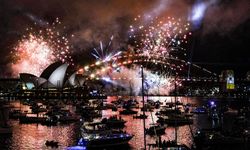 Avustralya’da Yıl Başı Kutlamaları Havaifişeklerle Yapıldı