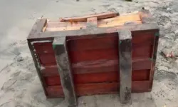 Samsun Sahilinde Kıyıya Vuran Rusça Yazılı Gizemli Sandık Paniğe Neden Oldu!