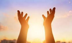 Cuma Gecesi Akşamı Hangi Dualar Okunmalıdır?