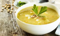 Mercimek Çorbasına Eklenen O Küçük Dokunuş Sofrada Herkesi Şaşırttı – Tadını Alan Bir Kepçe Daha İstiyor