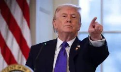 Trump'tan İran'a Gece Yarısı Hamlesi: "Yardım Yolda" Dedi, Gizli Görüşme Deşifre Oldu!