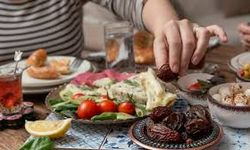 İmsaktan Sonra Yemek Yenirse Oruç Geçerli mi?