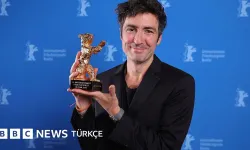 İlker Çatak Kimdir? Altın Ayı Ödülünü Mü Aldı? Hangi Dalda, Hangi Film?