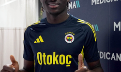 Fenerbahçe’nin Çiçeği Burnunda Transferi Sidiki Cherif Sağlık Kontrolünden Geçti..