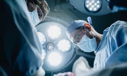 2026 Yılında Türkiye'deki En İyi Yüz Germe Cerrahları