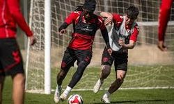 Fenerbahçe - Samsunspor Süper Lig Maçı Bugün Saat Kaçta?