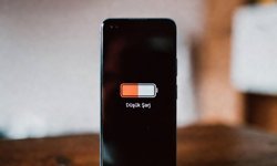 Telefon Şarjı Sürekli Düşük Gezen İnsanların 3 Ortak Özelliği