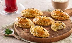 Çay Saatlerinin Yıldızı: Kıyır Kıyır Dereotlu Labneli Poğaça!